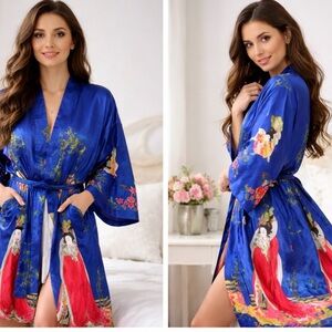 Luxurious Blue Floral Women's Kimono Robe